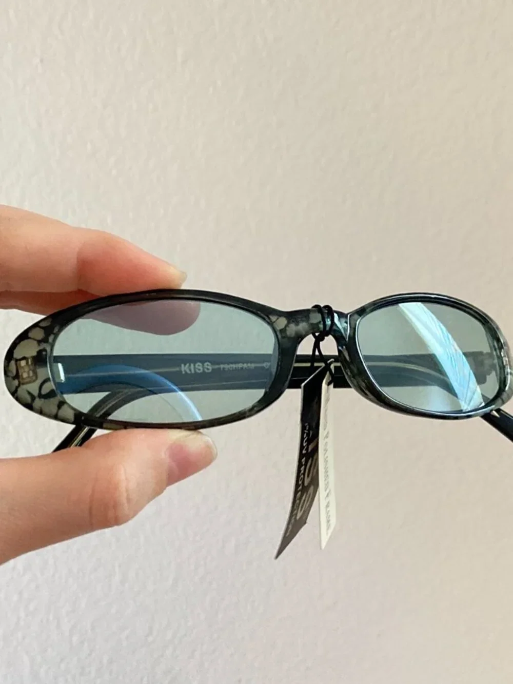 Kiss Bubble Cat Eye Sunglasses – Blue/Green | NWT | Deadstock
